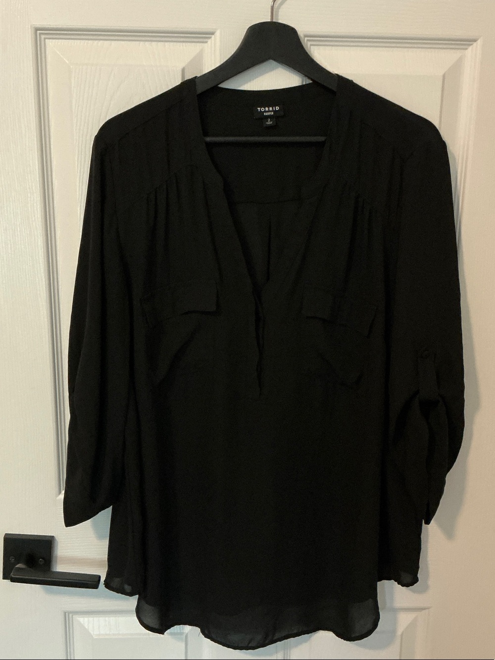 torrid Black V-Neck Long Sleeve Tunic Blouse